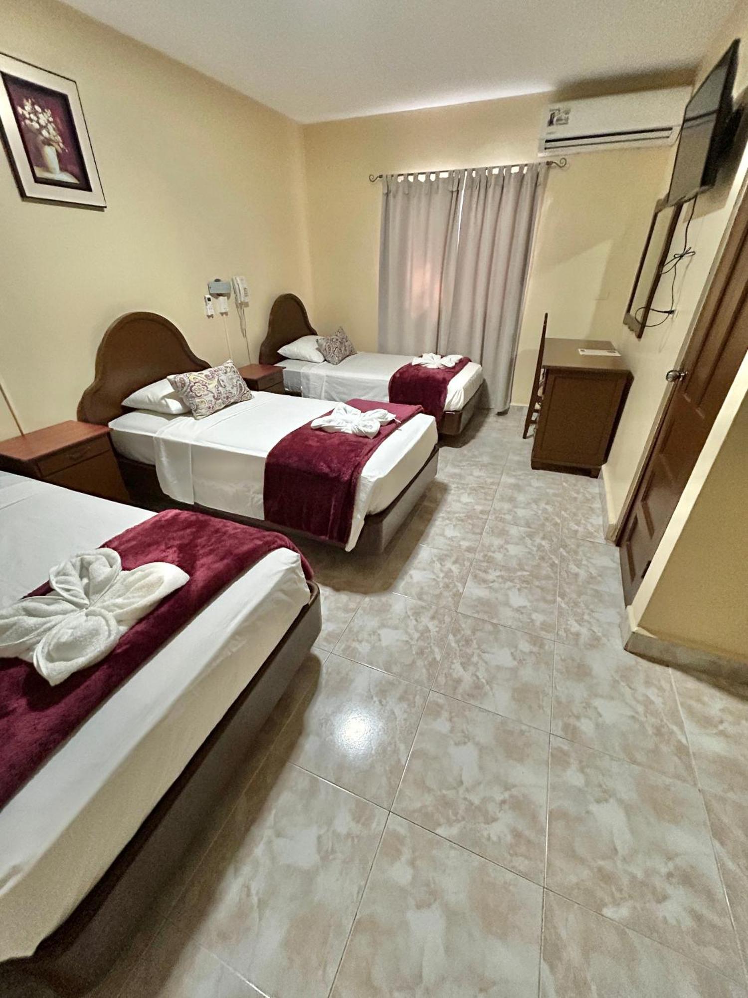 Hotel Madrid Chiriqui David Exterior photo