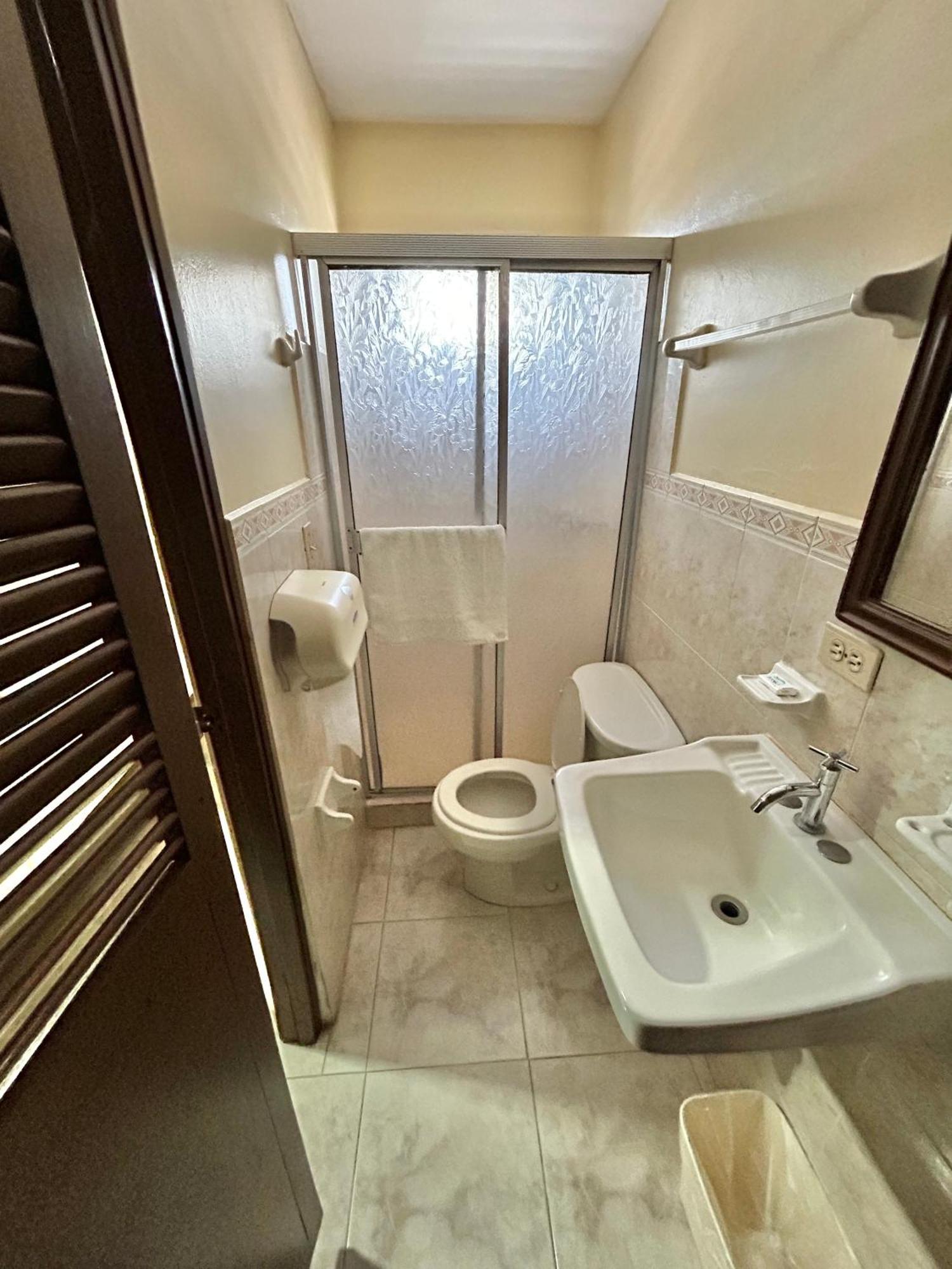 Hotel Madrid Chiriqui David Exterior photo
