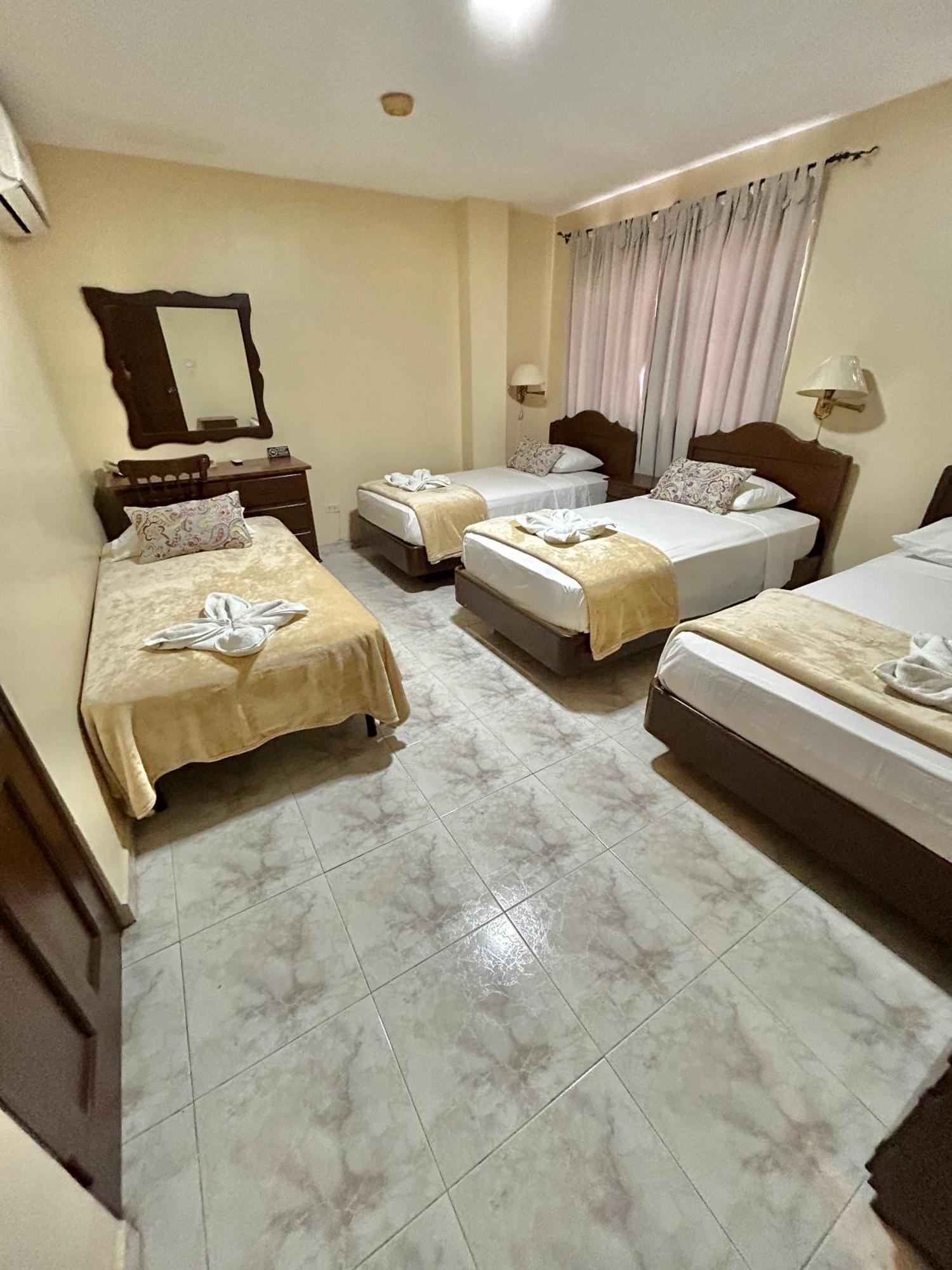 Hotel Madrid Chiriqui David Exterior photo